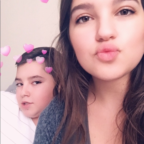 Meet the Posher Other - Meet your Posher, Angela